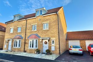 Front/Garage- click for photo gallery